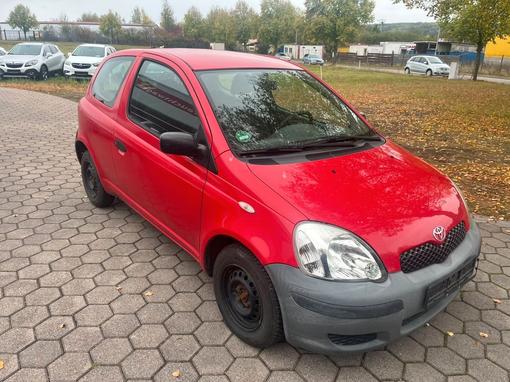 Toyota Yaris 1.0 - Bild 2