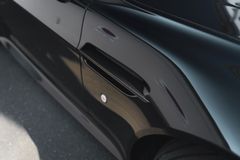 Fahrzeugabbildung Aston Martin V12 Vantage Carbon Black Edition *MwSt / Manual*