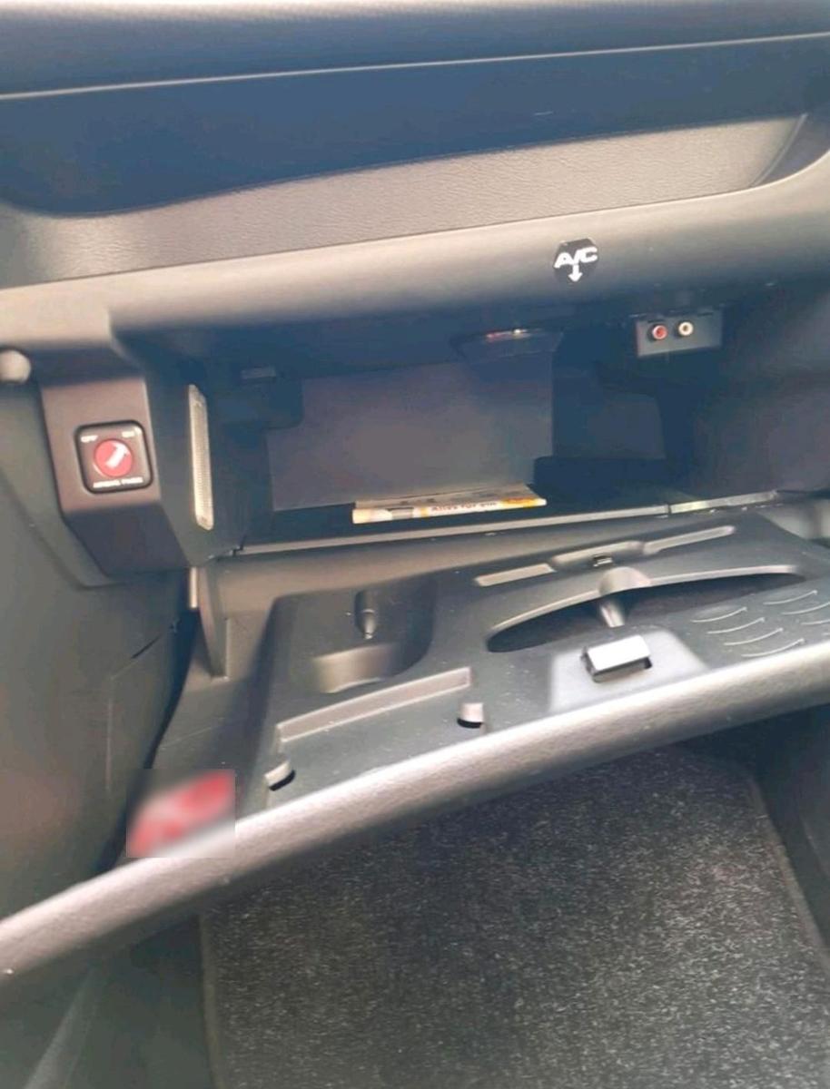 Peugeot 207 2008 — photo 6