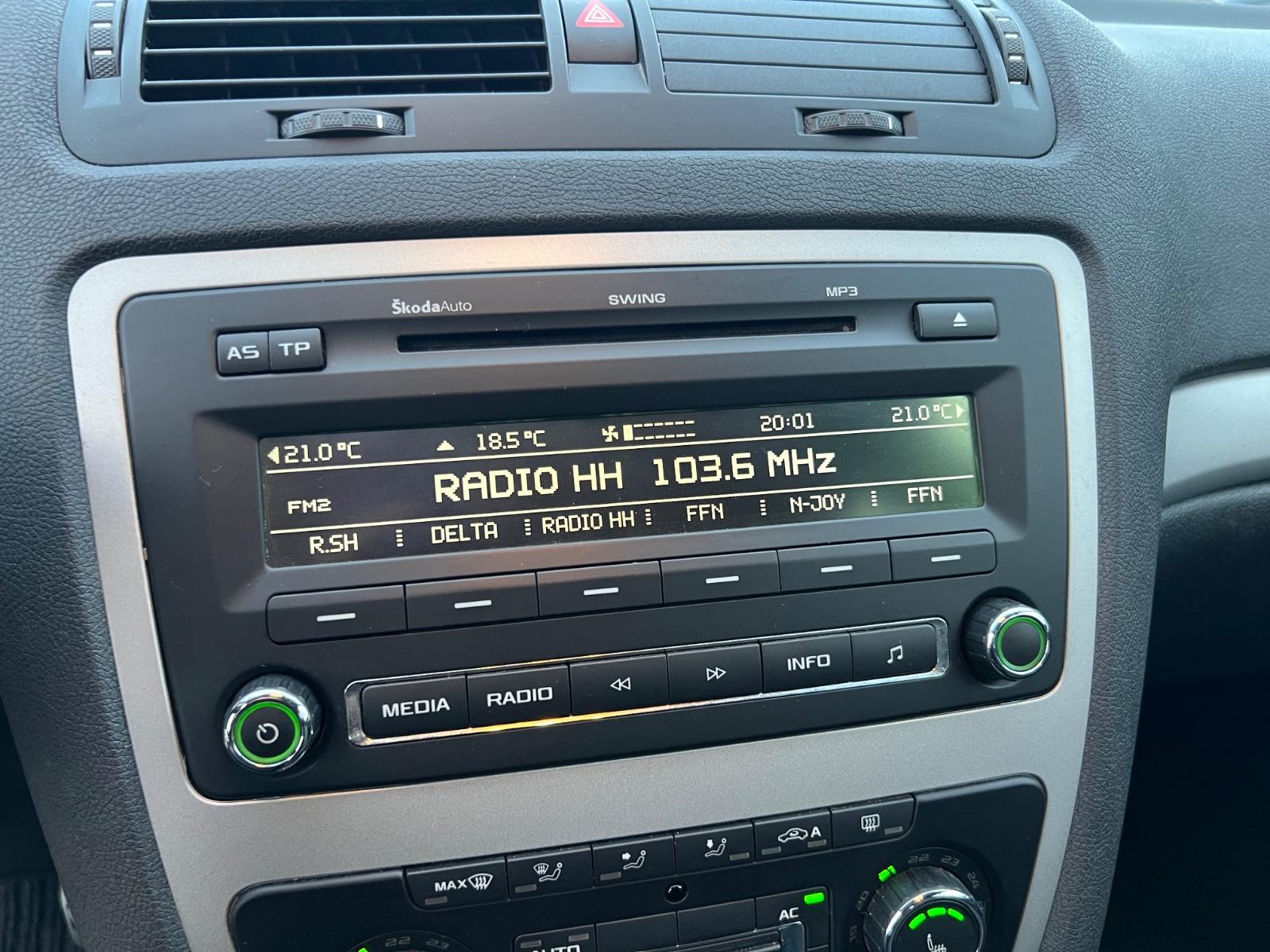 Skoda Octavia 2012 — photo 37