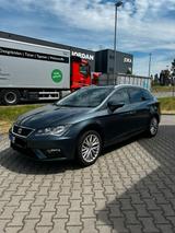 Seat Leon ST 1.5 CNG PANORAMA, NAVI, KAMERA,2.HD - Seat Leon mit CNG-Antrieb