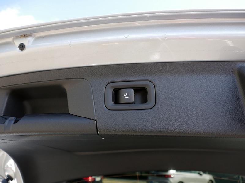 Mercedes-Benz A 250 e , AMG MEMO AHK KAMERA PANO SPUR STANDH