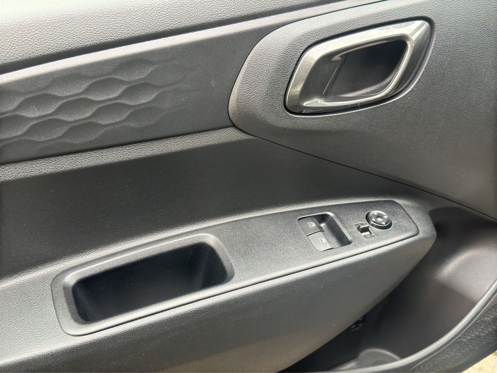 Hyundai i10 1.0 AUTOMATIK TREND + NAVIGATION+KOMFORT UVM
