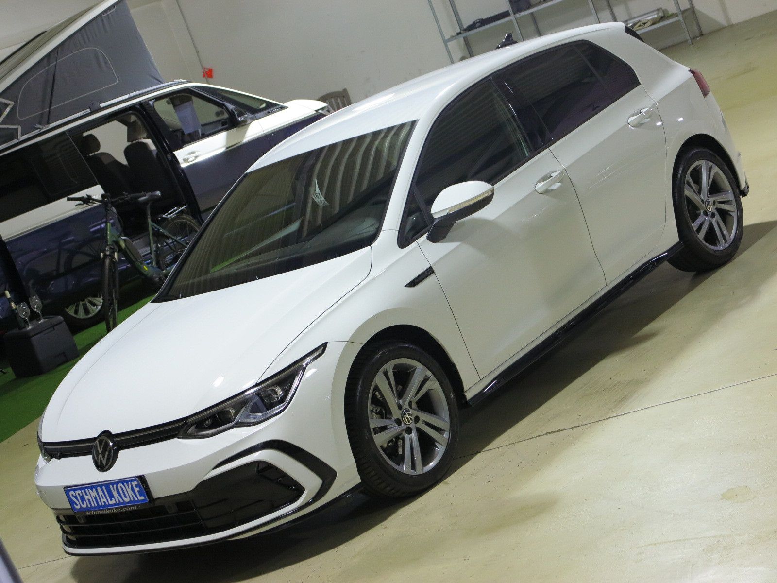 Volkswagen Golf VIII 1.5 eTSI OPF DSG7 R-Line Navi ACC RFK imagem 2