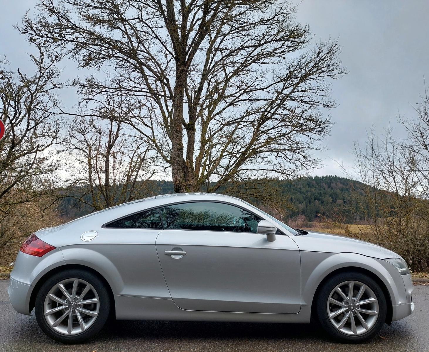 Audi TT Coupe/Roadster 1.8 TFSI Coupe/Wenig Km
