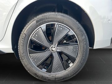 Skoda Kamiq 1.0 TSI Monte Carlo *PANO*MATRIX*SHZ*KESSY
