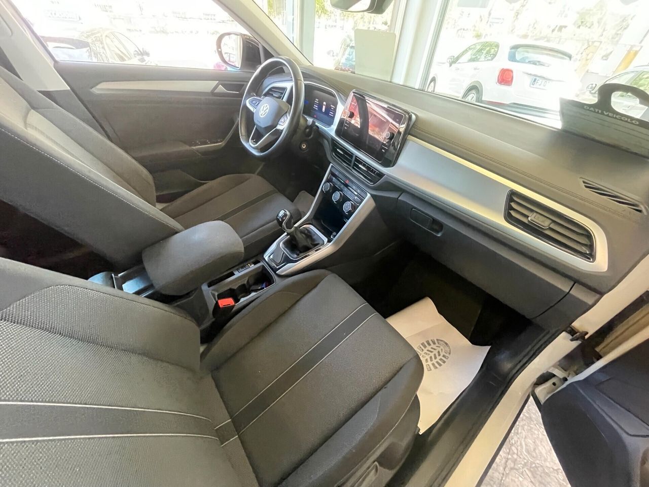 Other Volkswagen T-Roc 1.5 TSI Business BlueMotion Tec imagem 3