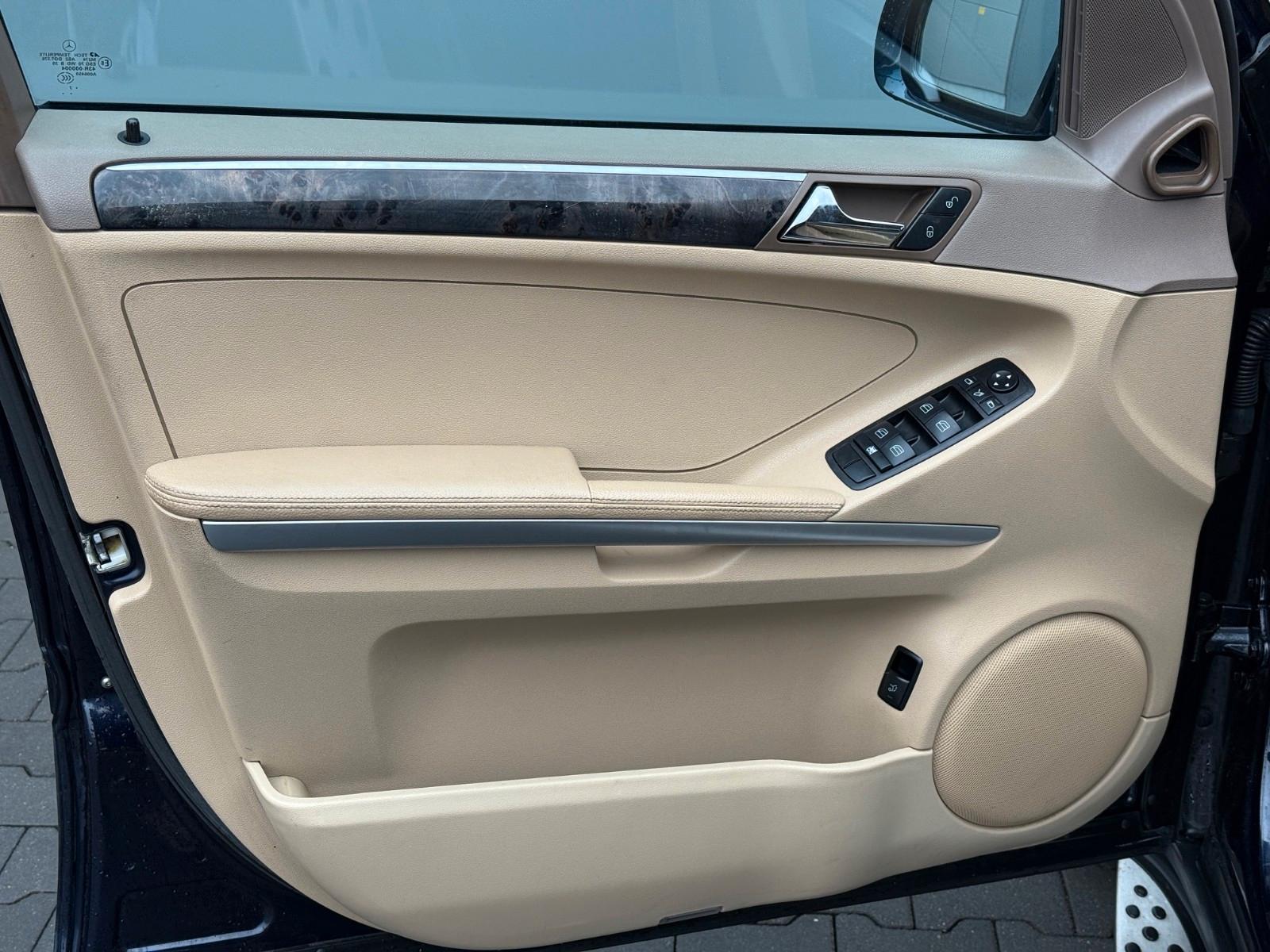 MERCEDES-BENZ ML 420 CDI V8 4.0 306ch 4MATIC - CUIR - TOIT OUVRANT - SIÈGES VENTILÉS - SUSPENSION PNEUMATIQUE - ATTELAGE 3,5T