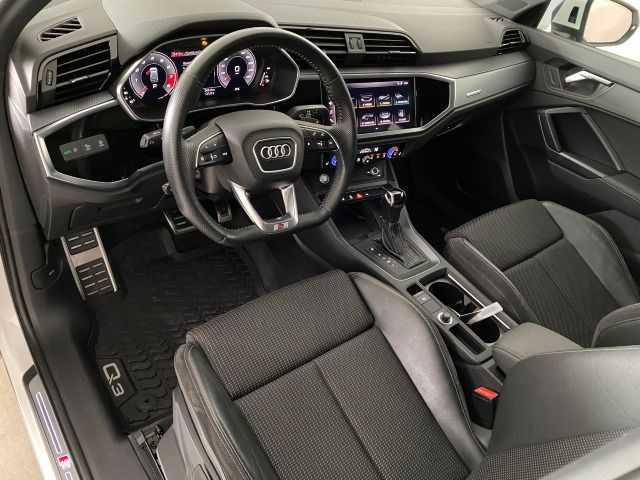 Q3 S line 45 TFSI S tronic quattro PANO+NAVI+KAM