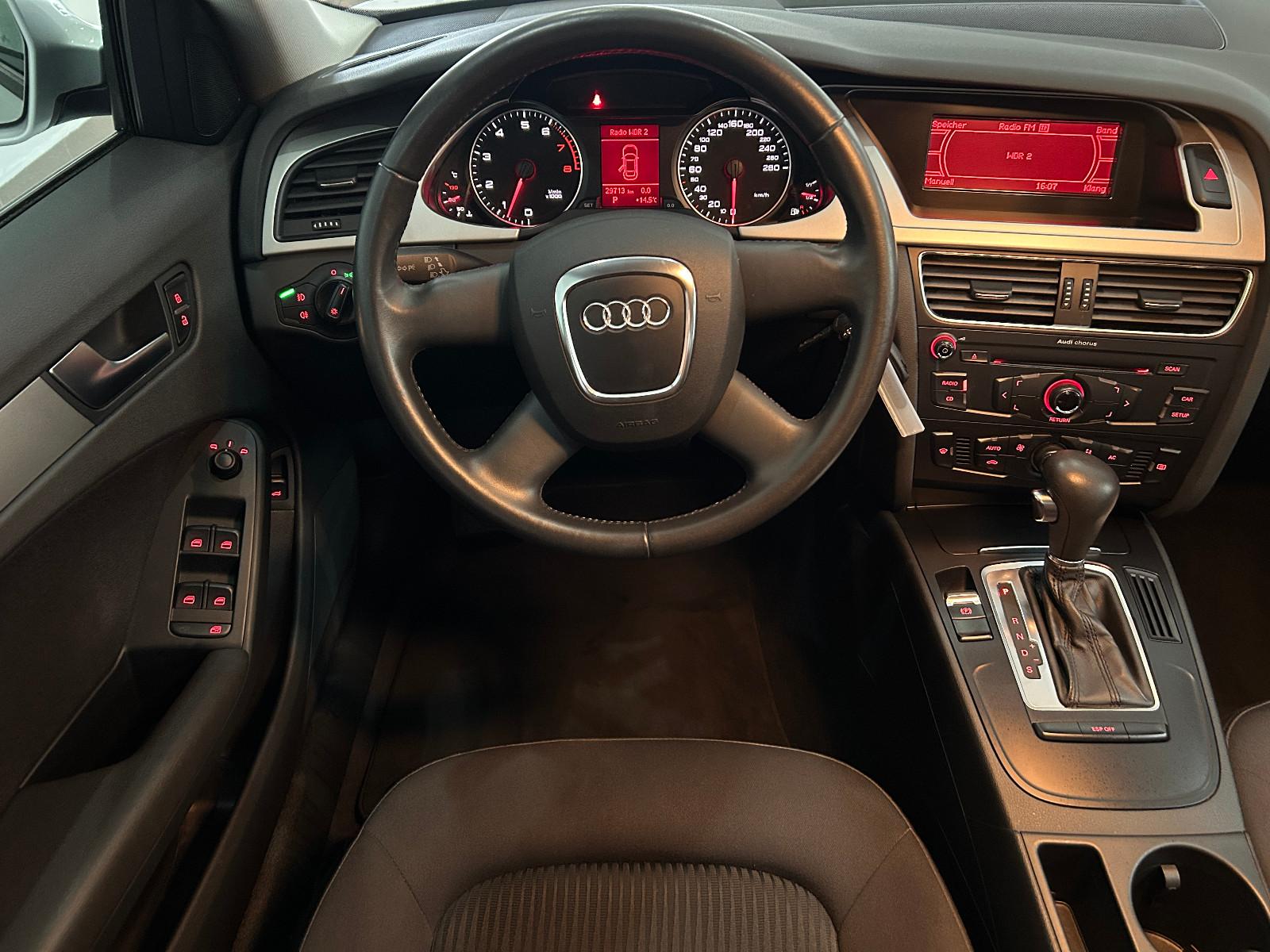 Audi A4 Limouine*1.Hand*Automatik*29TKM*Audi S-Heft*