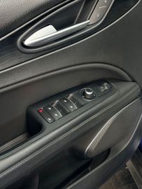 Alfa-Romeo Stelvio - 6
