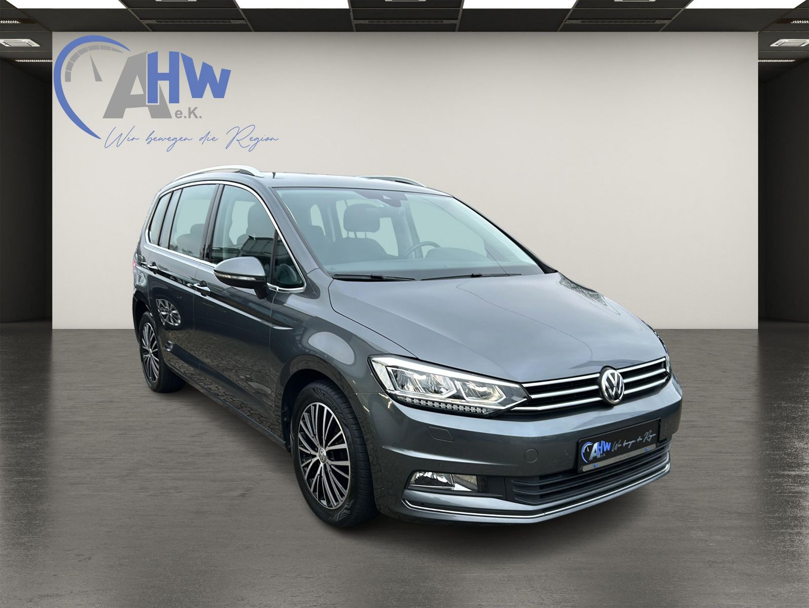 Fahrzeugabbildung Volkswagen Touran 1,8 TSI Highline BMT/Start-Stopp