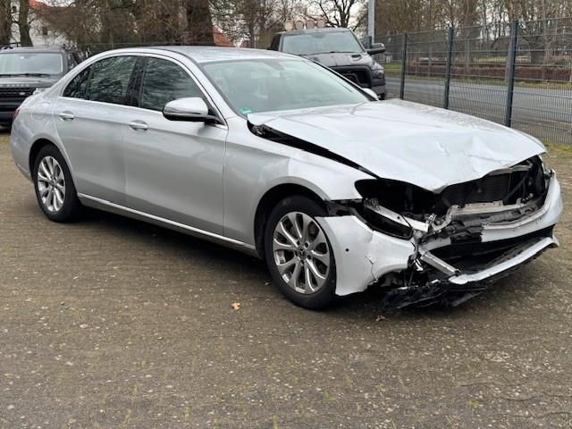 Mercedes-Benz E 250 E Limousine E 250