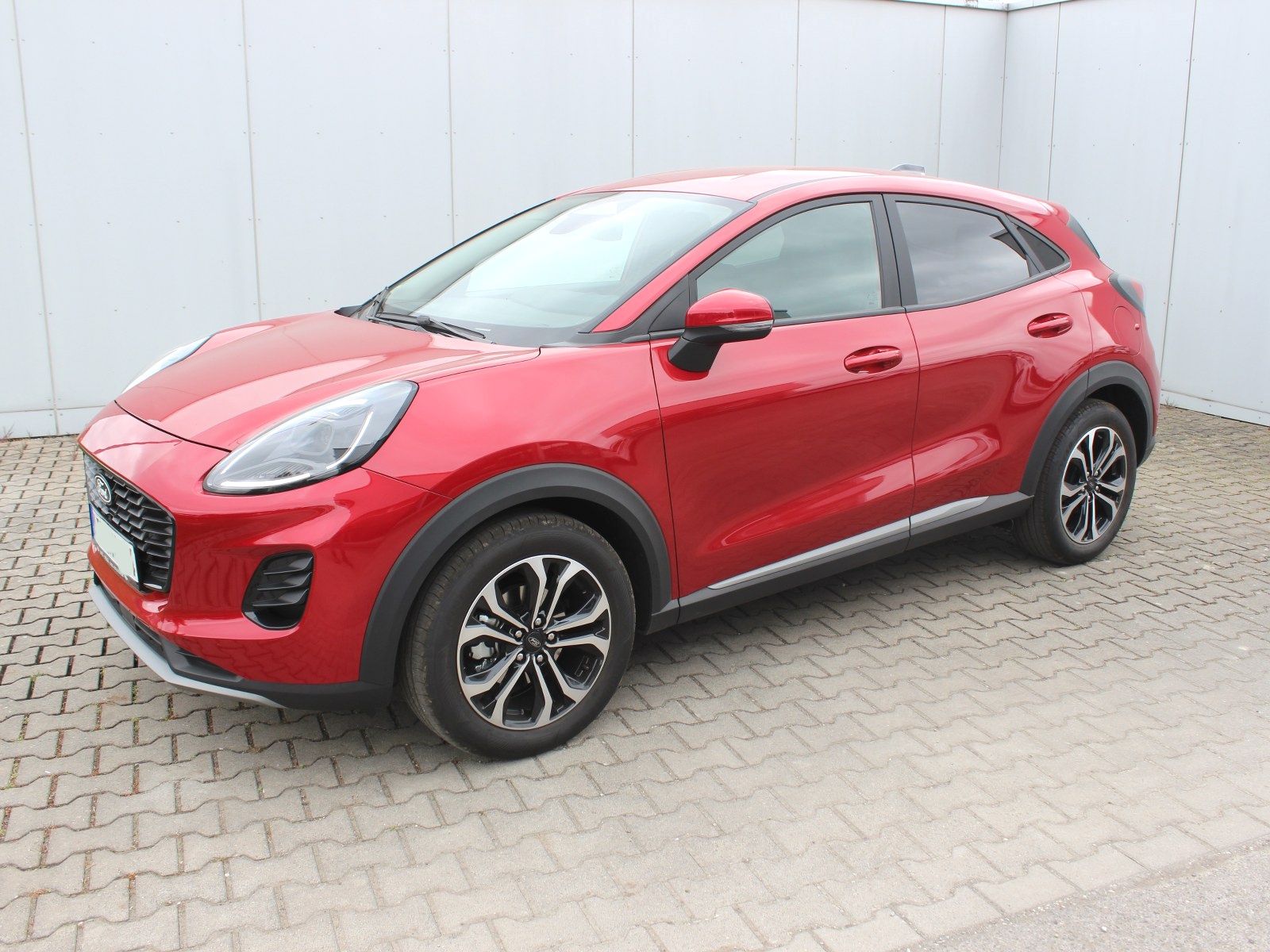 Fahrzeugabbildung Ford Puma Titanium 1,0 EcoBoost