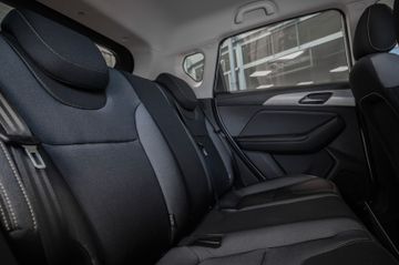 Bild 19 BAIC Senova X35 Freisprech BT ALU USB PDC Color .....