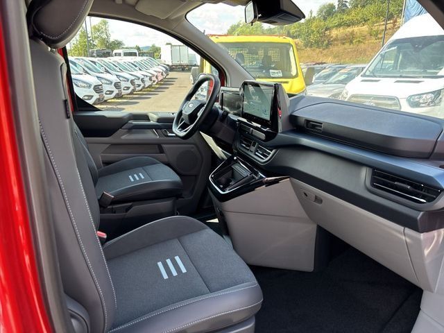 Fahrzeugabbildung Ford Tourneo Custom 2.0 320 L1 Nugget Titanium