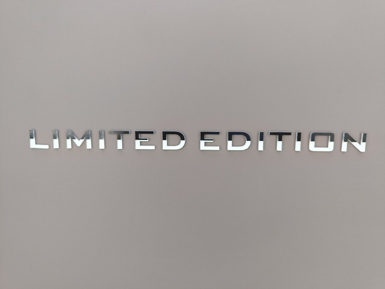 Fahrzeugabbildung LMC Innovan 590 Ford Active Limited Edition Klima