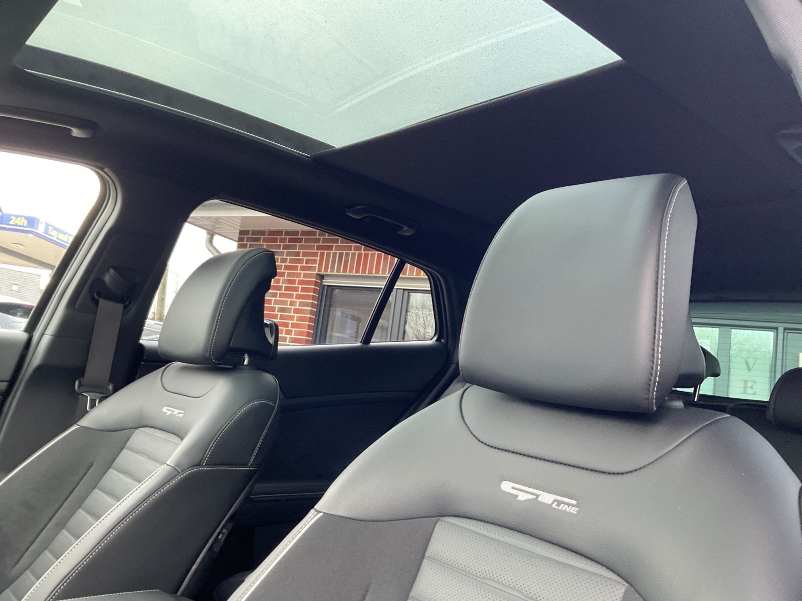 Fahrzeugabbildung Kia Sportage 1.6 CRDi GT-line,Panorama,Kamera,AHK,