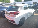 Hyundai i20 1.2 Select Funktions-Paket Allwetter BT - Hyundai i20 Gebrauchtwagen in Bremen