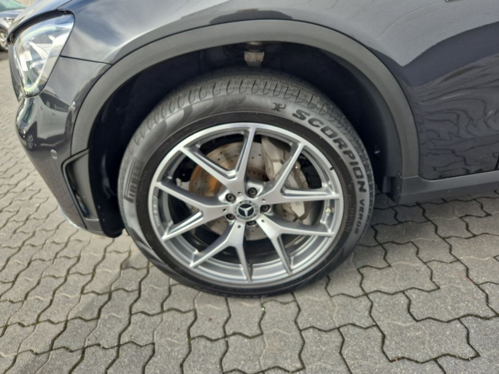 Fahrzeugabbildung Mercedes-Benz GLC 300 de AMG Line 4Matic