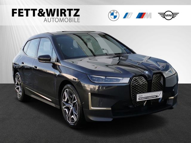 BMW iX xDrive40 Lr. 565,- br. o.Anz. 48Mon/5`Km p.A.