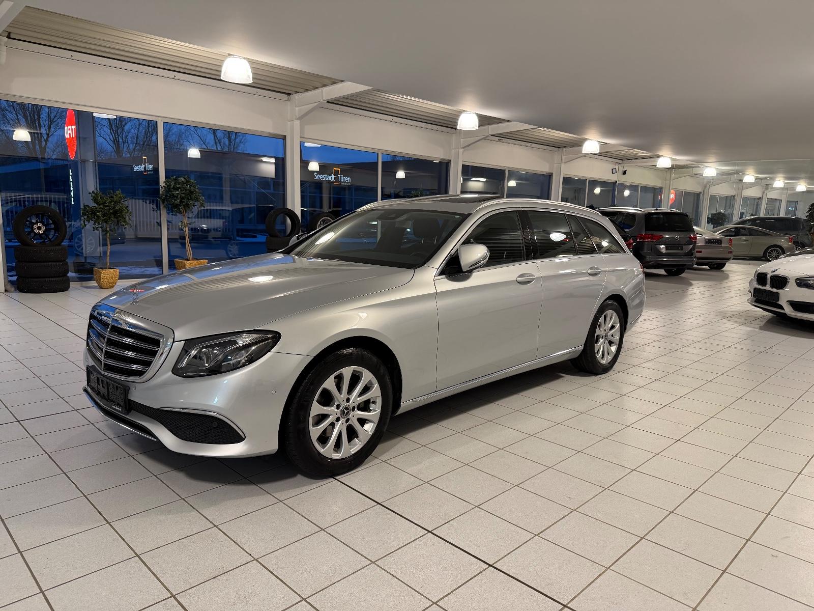 Mercedes-Benz E 200  T EXCLUSIV,COMAND,GSD, ABN, AHK,SCHECKH.