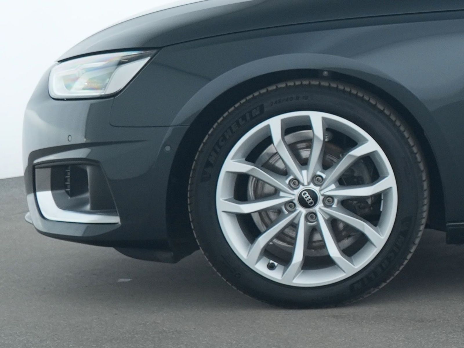 Audi A4 - Bild 13