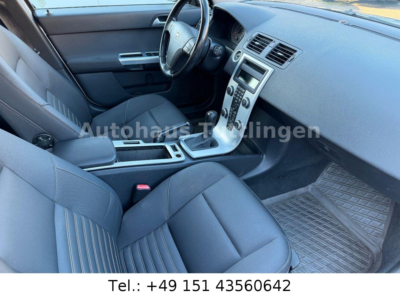 Volvo V50 2011 — photo 13