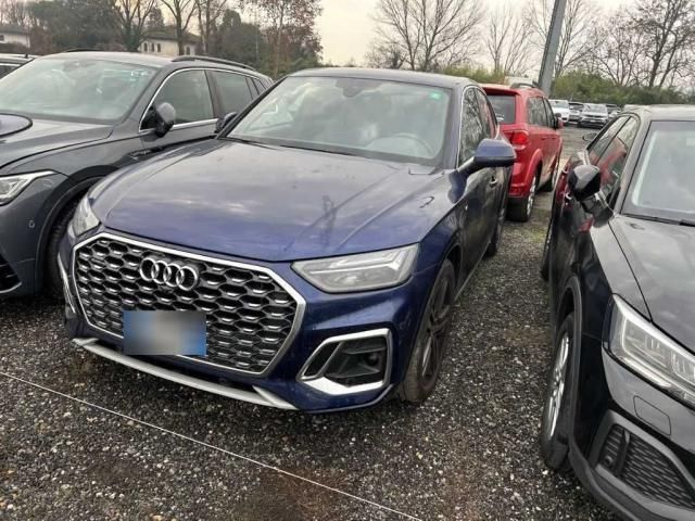 Image of Audi Q5