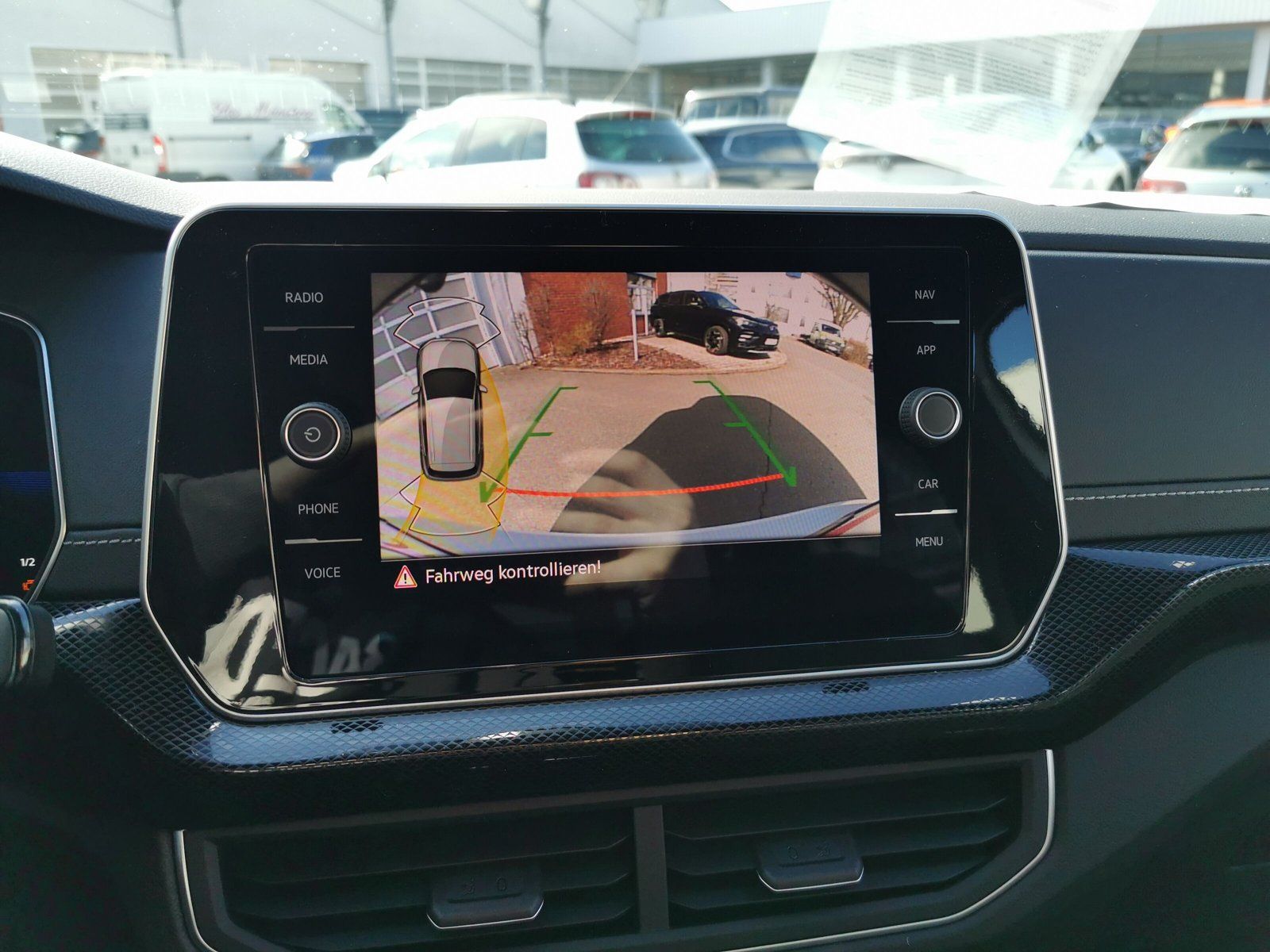 Volkswagen T-Cross - Bild 17