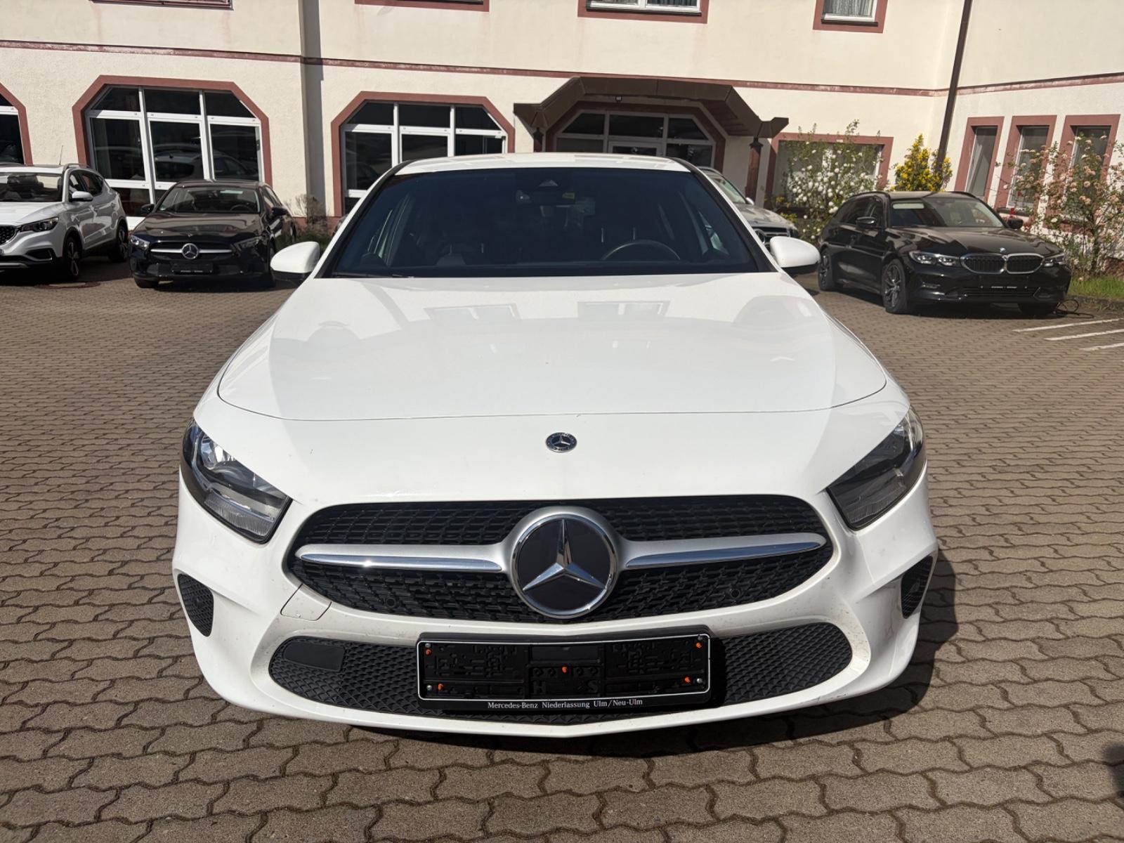 Mercedes-Benz A 250 e*Progressiv*Leder*Kamera*SpiegelPaket*