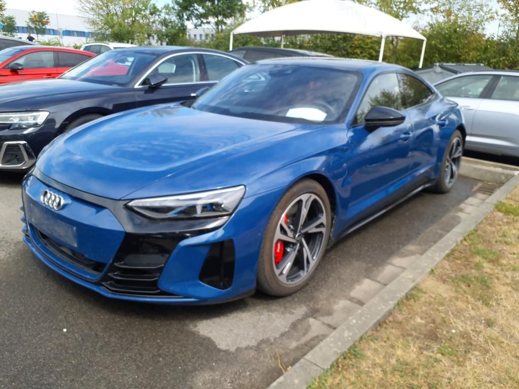 Image of Audi e-tron GT