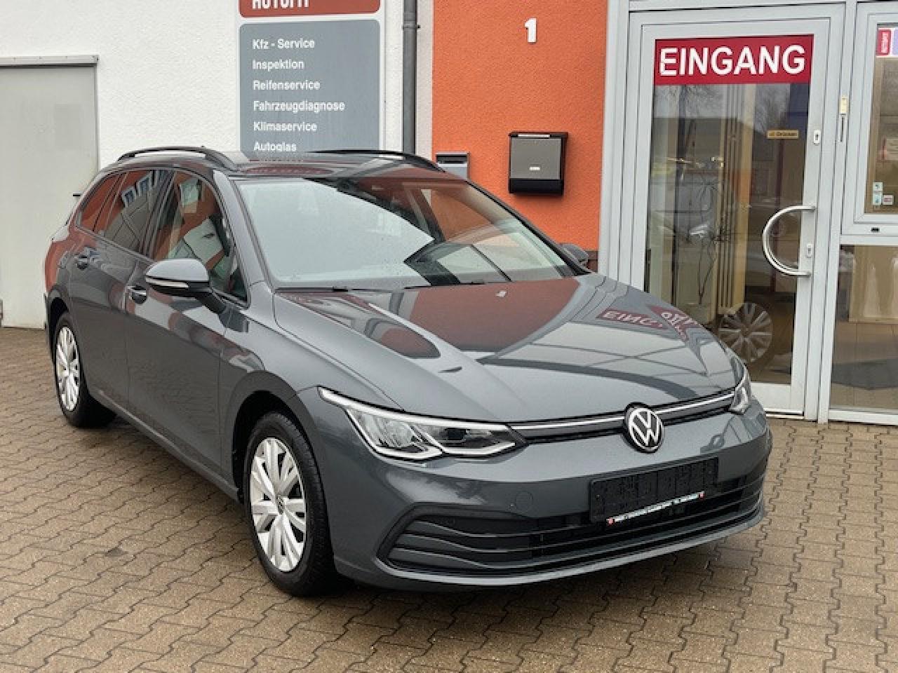 Volkswagen Golf VIII Variant Bluetooth. PDC. USB.