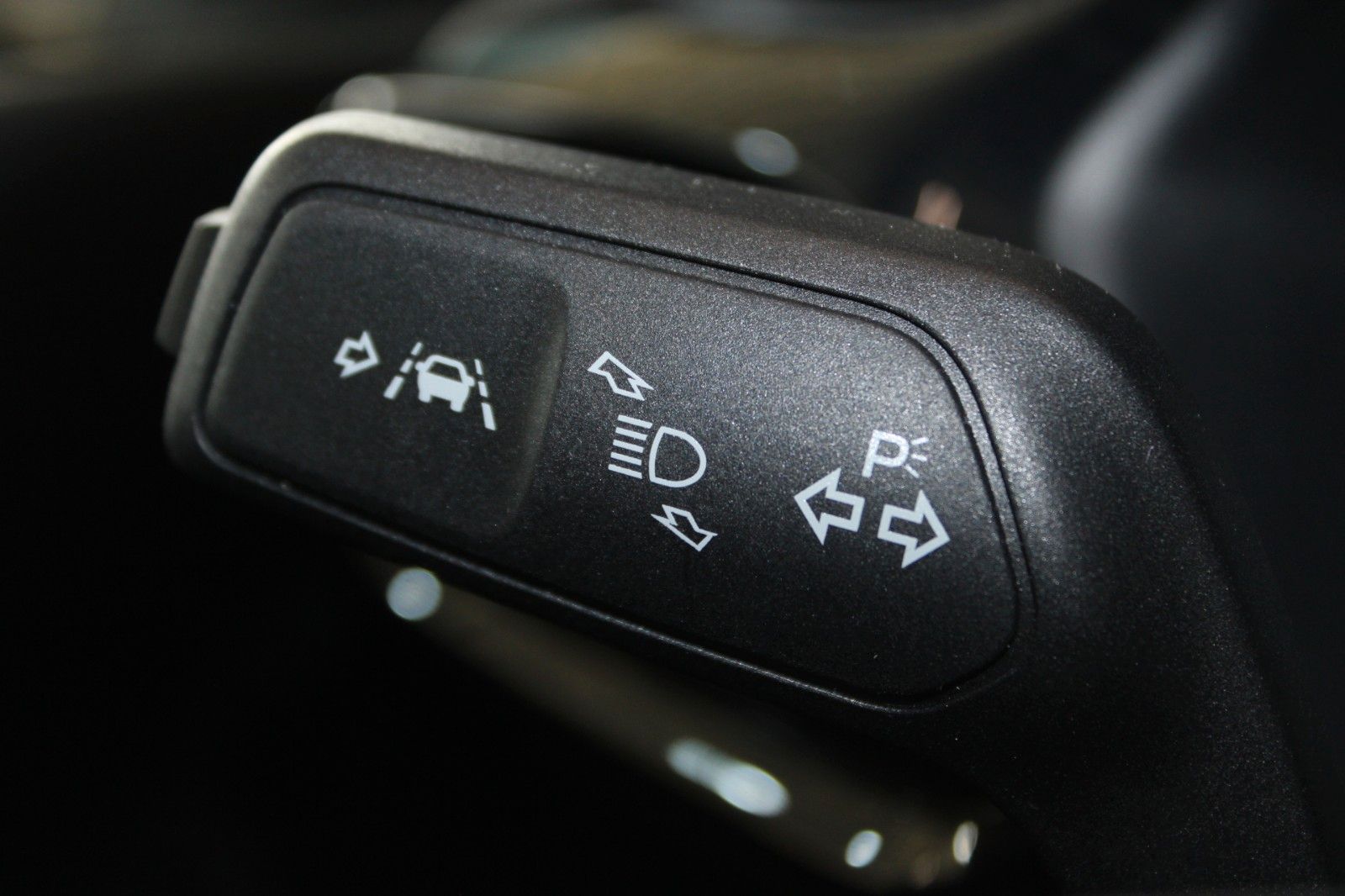 Fahrzeugabbildung Ford Fiesta Trend LED KLIMA WinterPaket DAB 1. Hand