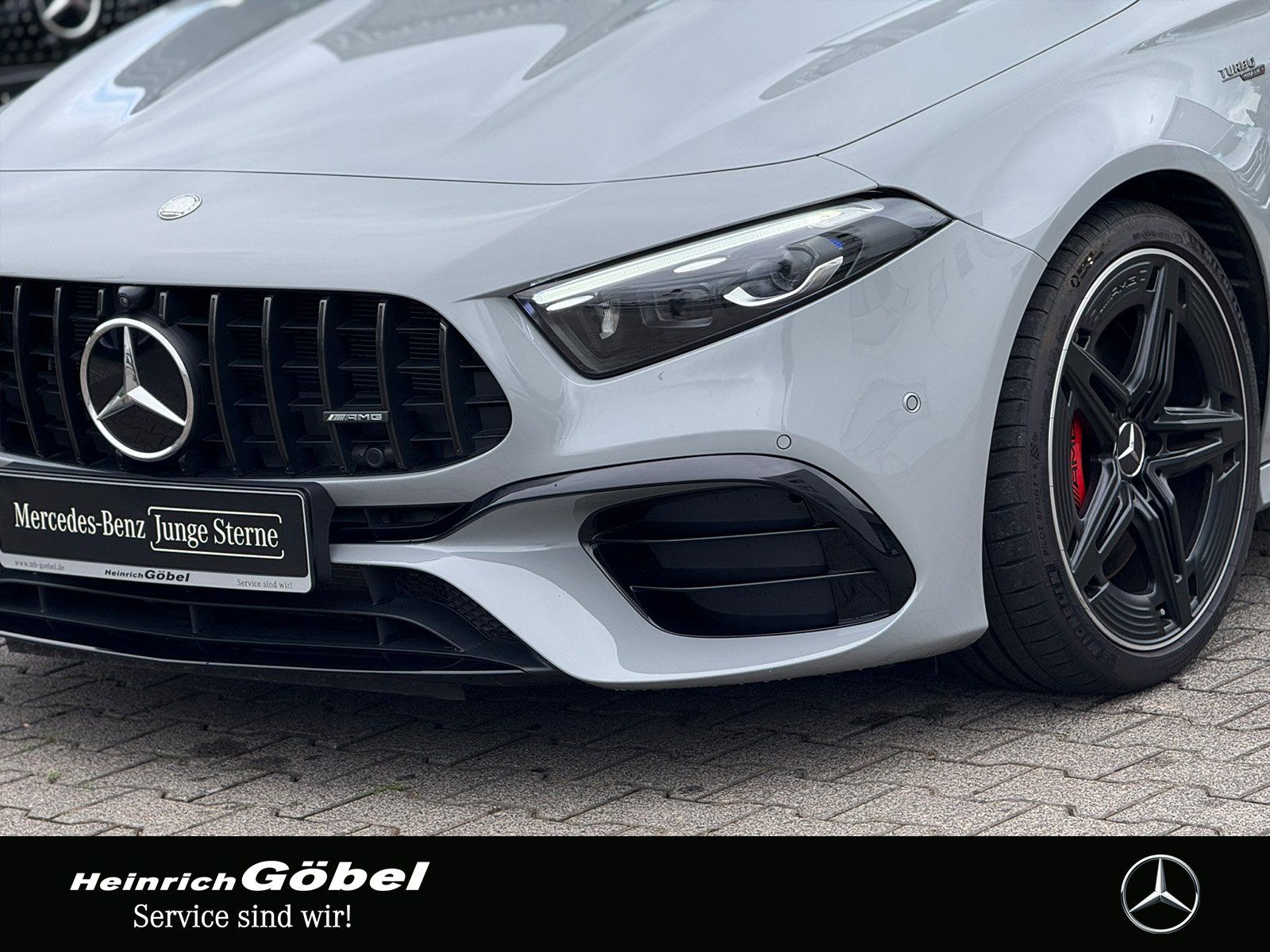 Fahrzeugabbildung Mercedes-Benz AMG A 45 S HEAD-UP*PANO*BURMESTER*PERFORMENCE*