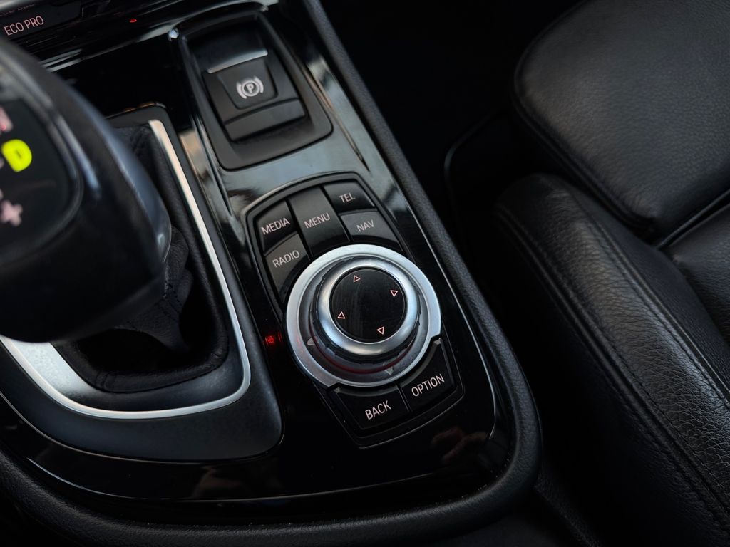 BMW 218 Active Tourer 218 i Active Tourer Advantage Automatik+Leder+Sh – Ansicht 21