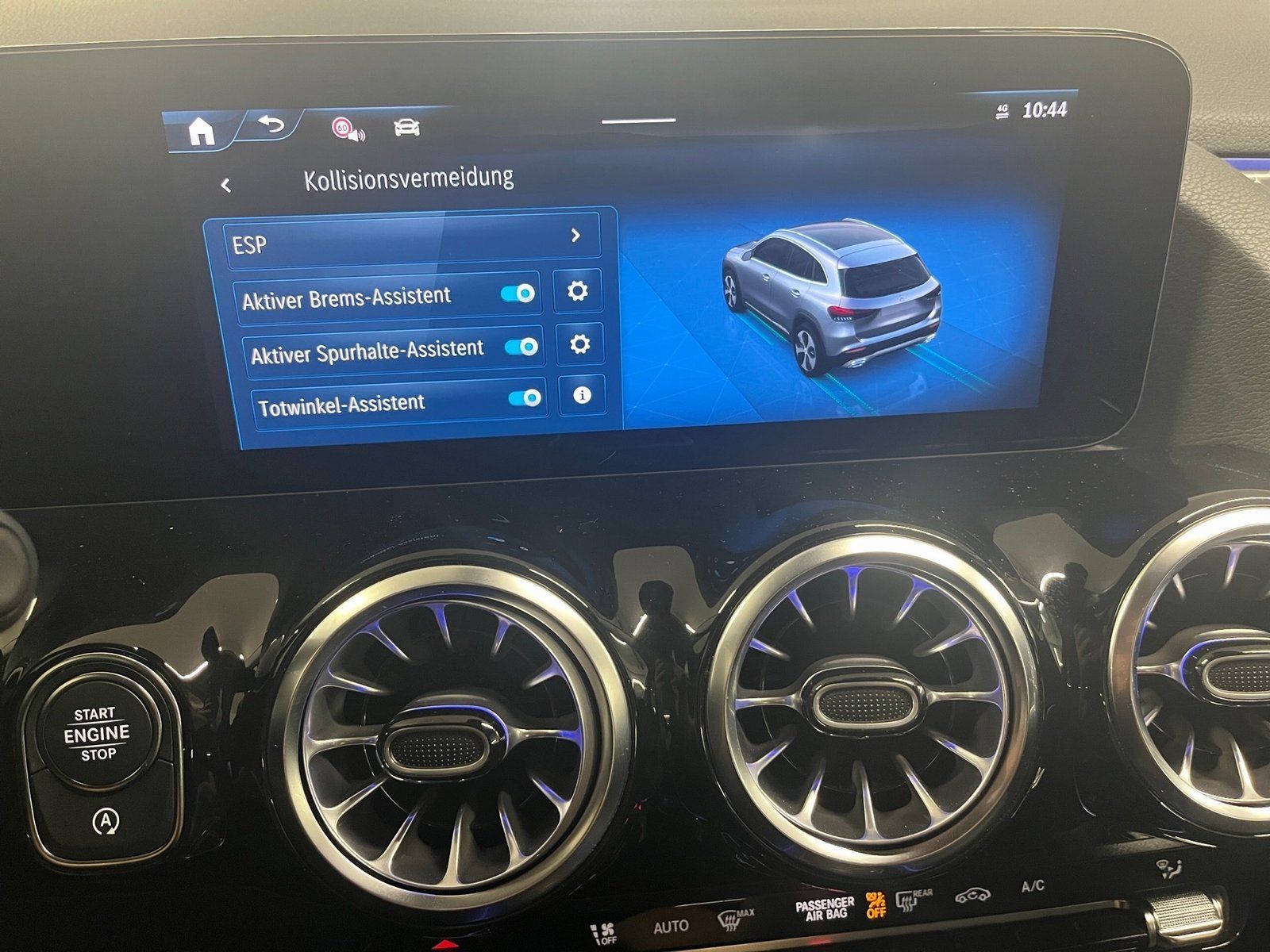 Fahrzeugabbildung Mercedes-Benz GLA 220 d 4M Progressive*360*Totwink*Night*MBUX*
