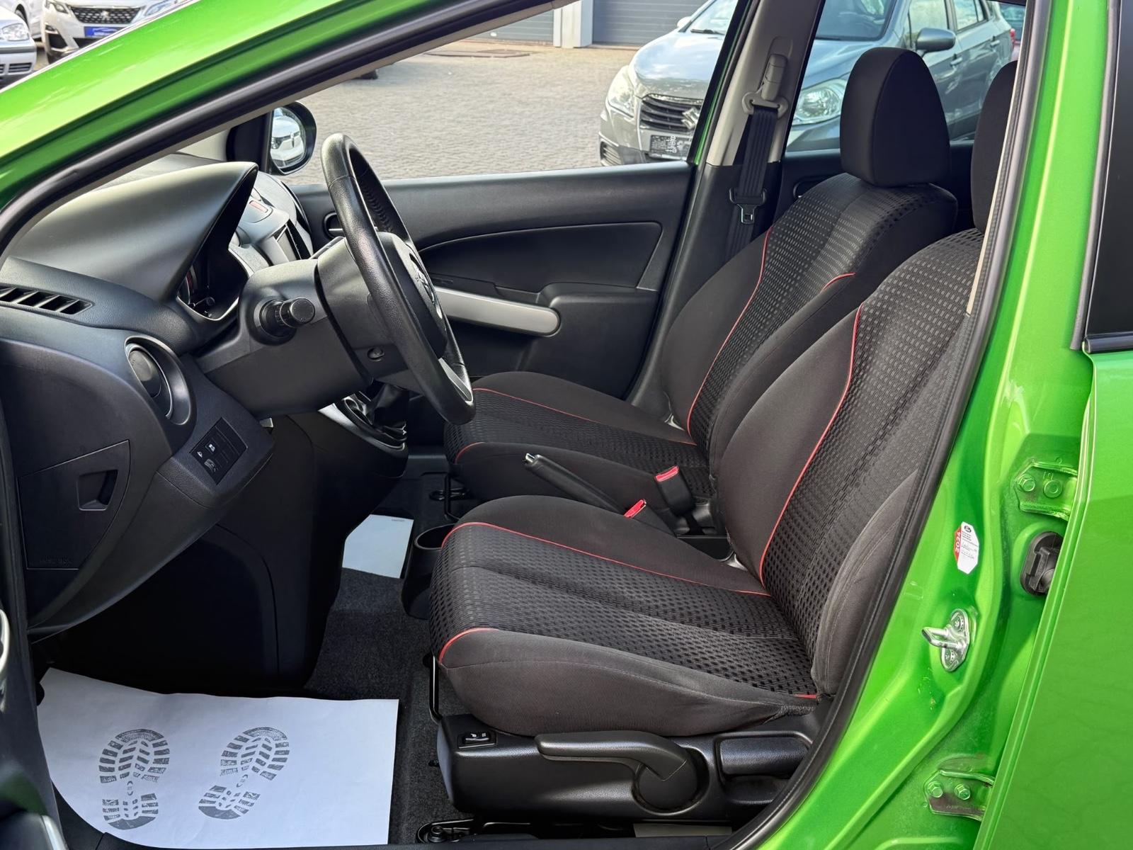 Mazda 2 Lim. 1.3 Edition 40 Jahre*NAVI*PDC*SHZ*ALU*