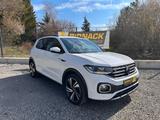 Volkswagen T-Cross Life - Volkswagen T-Cross mit Benzin-Antrieb: Limousine, Automatik