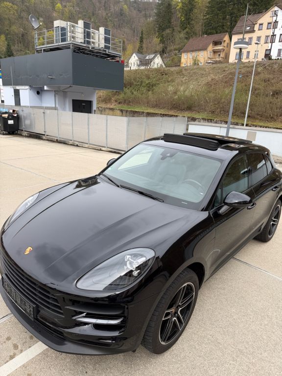 Image of Porsche Macan