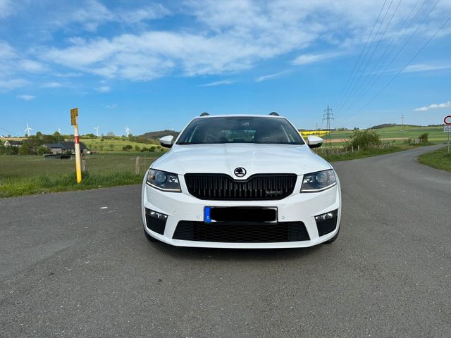 Skoda Octavia 2.0 TSI DSG RS Kombi Autogas...