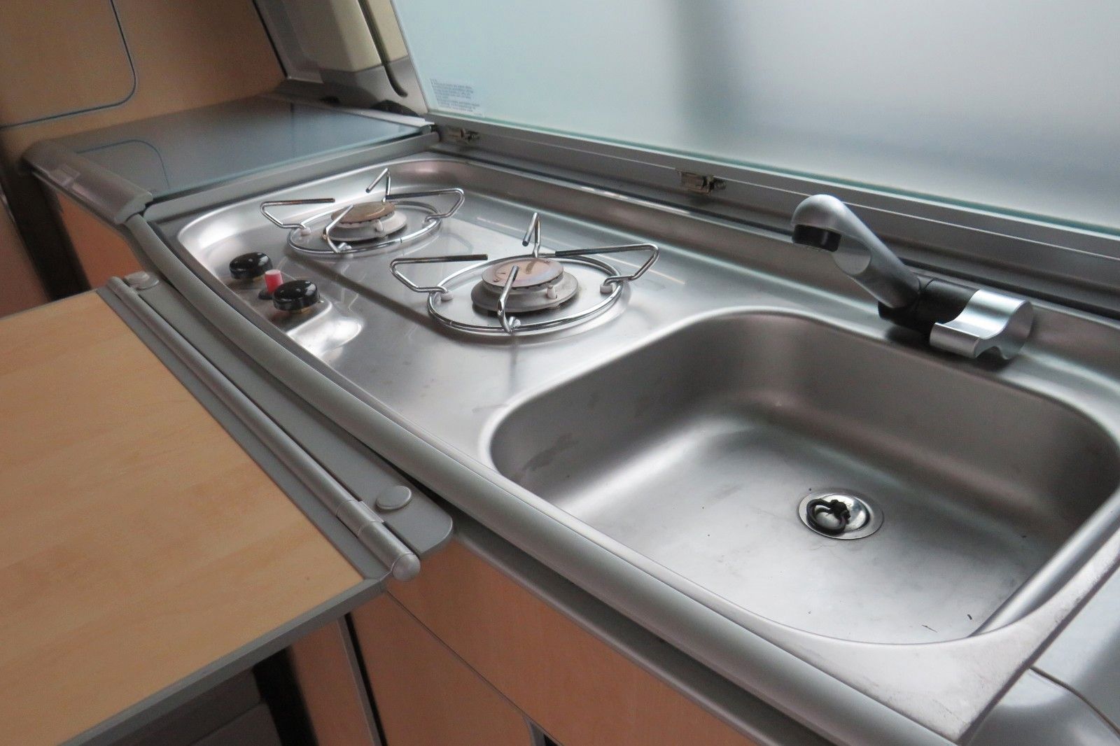 Fahrzeugabbildung Volkswagen T5 California 1.H SCHECKHEFT MOTOR TEILÜBERHOHLT