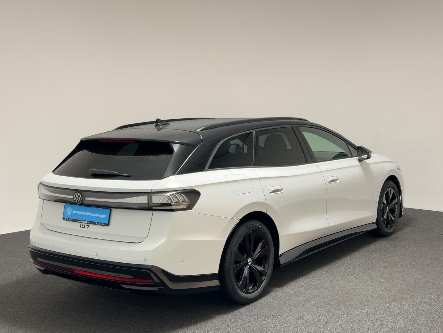 Volkswagen ID.7 Tourer Pro 210 kW CarPlay Black CCS ACC
