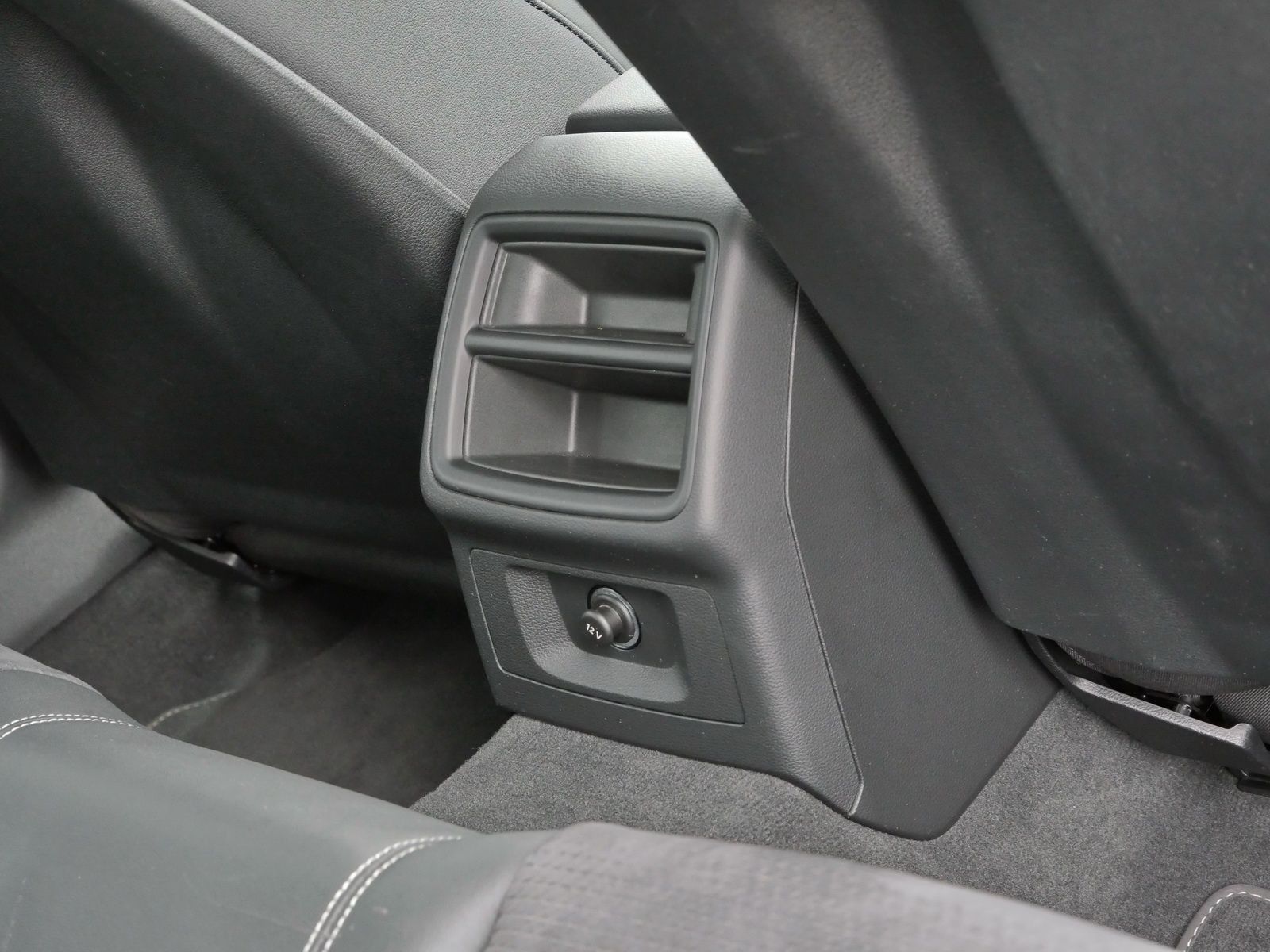 Audi S4 - Bild 17