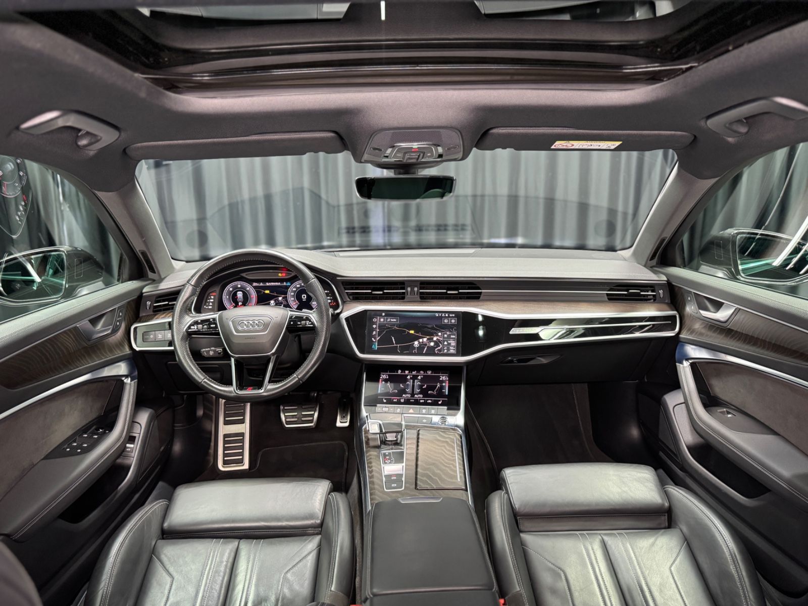 Fahrzeugabbildung Audi A6 Avant 50 TDI quattro sport|S-LINE|PANO|MATRIX