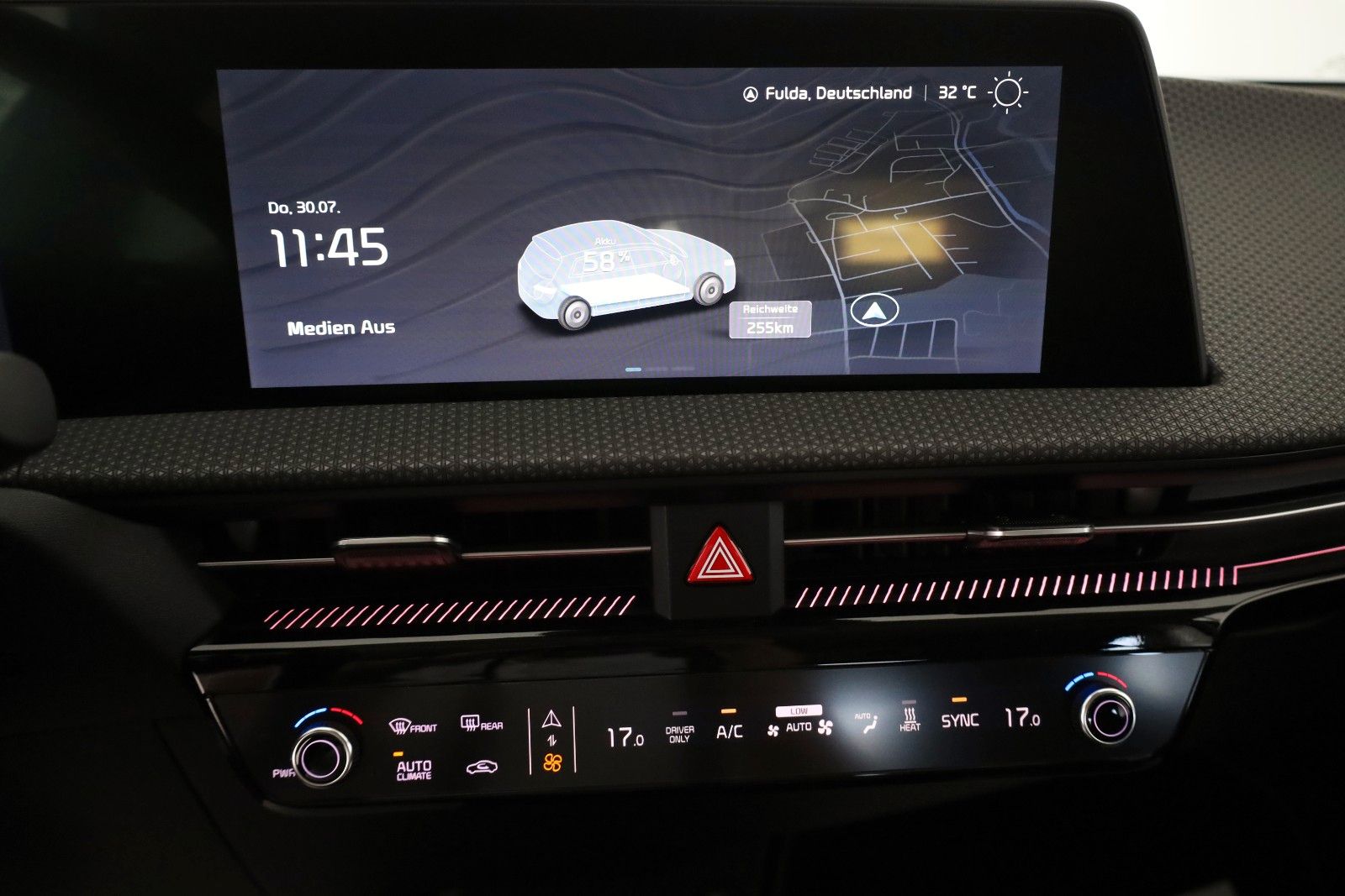 Fahrzeugabbildung Kia EV6 Business Plus T.Leder,Navi,LED,WÄPU,HDA II