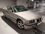 BMW E36 / 320i CABRIO titan-silber - BMW 320 aus 1998