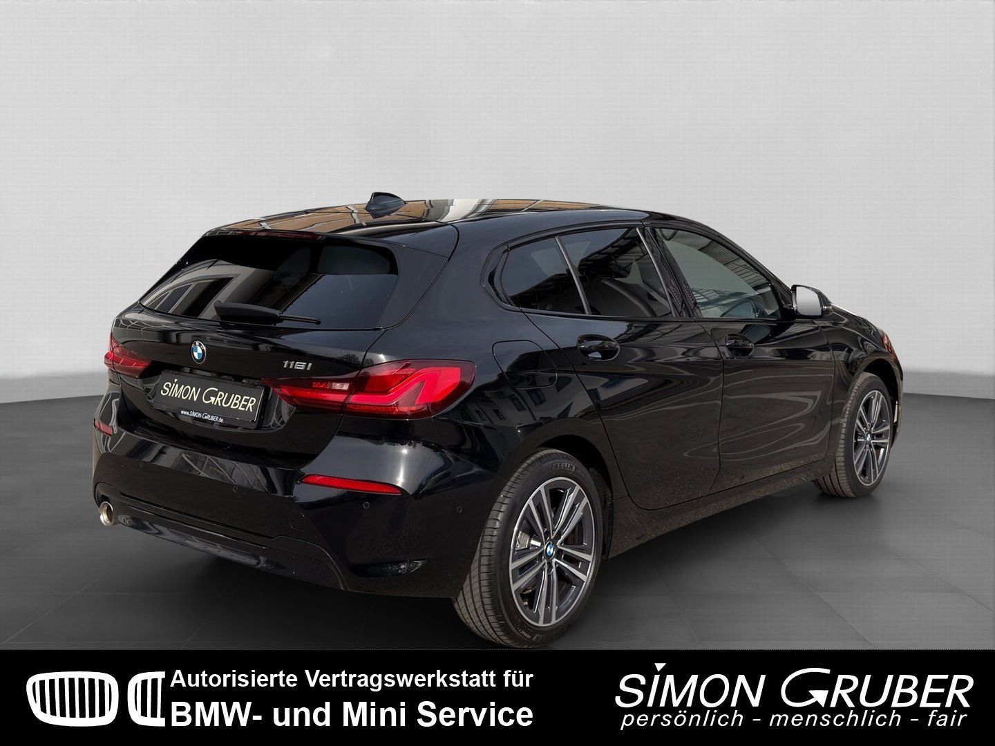 Fahrzeugabbildung BMW 118i Sport Line Shadow Line Navi Kamera Hifi LED