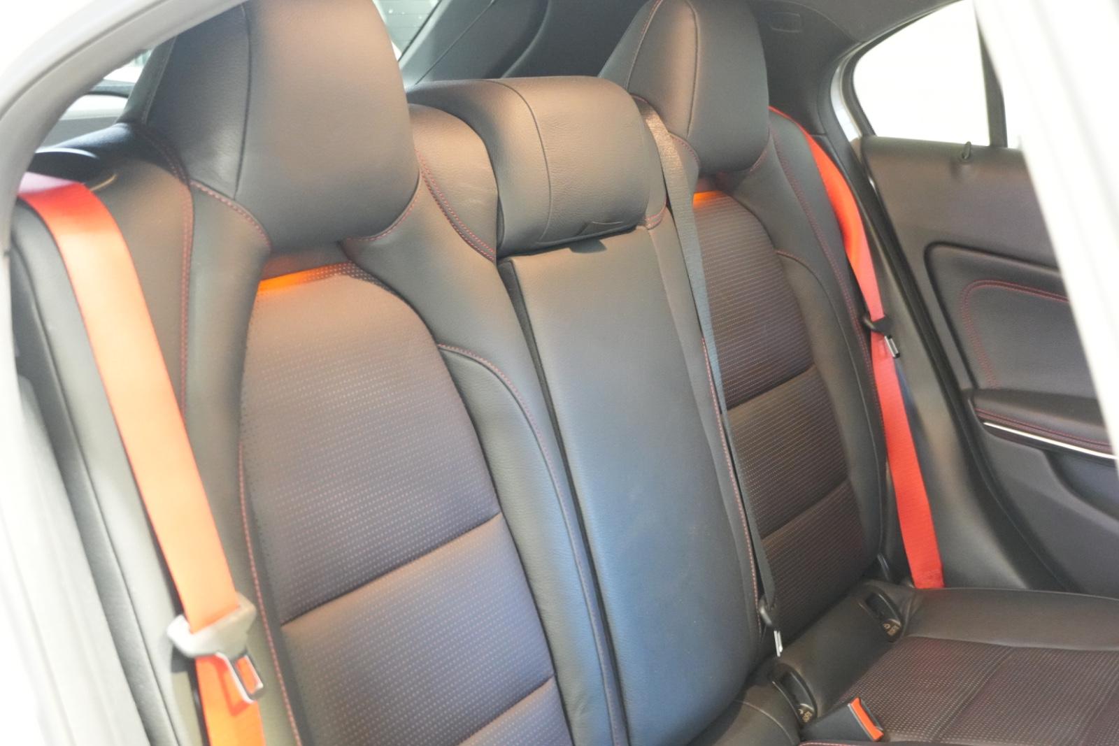 Mercedes-Benz A 250 Sport AMG-Line *LED*Memory*SHZ*