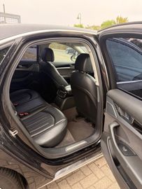 Audi A8 - 10